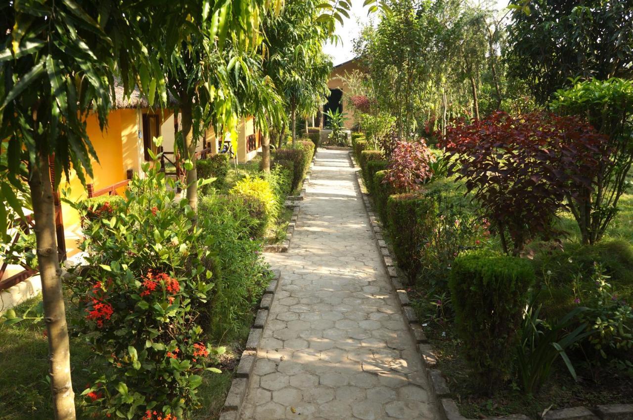 Mr. B'S Place Bardiya Εξωτερικό φωτογραφία